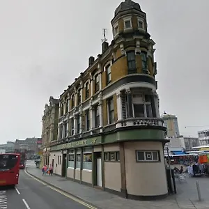 https://the-gun-pit.brighton-hotels-england.com
